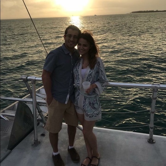 Meet Your Posher!🙋🏻♀️❤️ - Picture 8 of 8